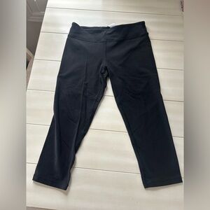 Ivivva size 14 crops